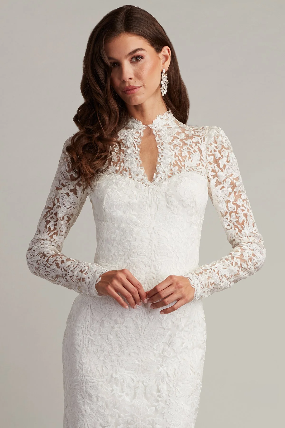 Tadashi Shoji Ivory 2 Sale - Primitiveus